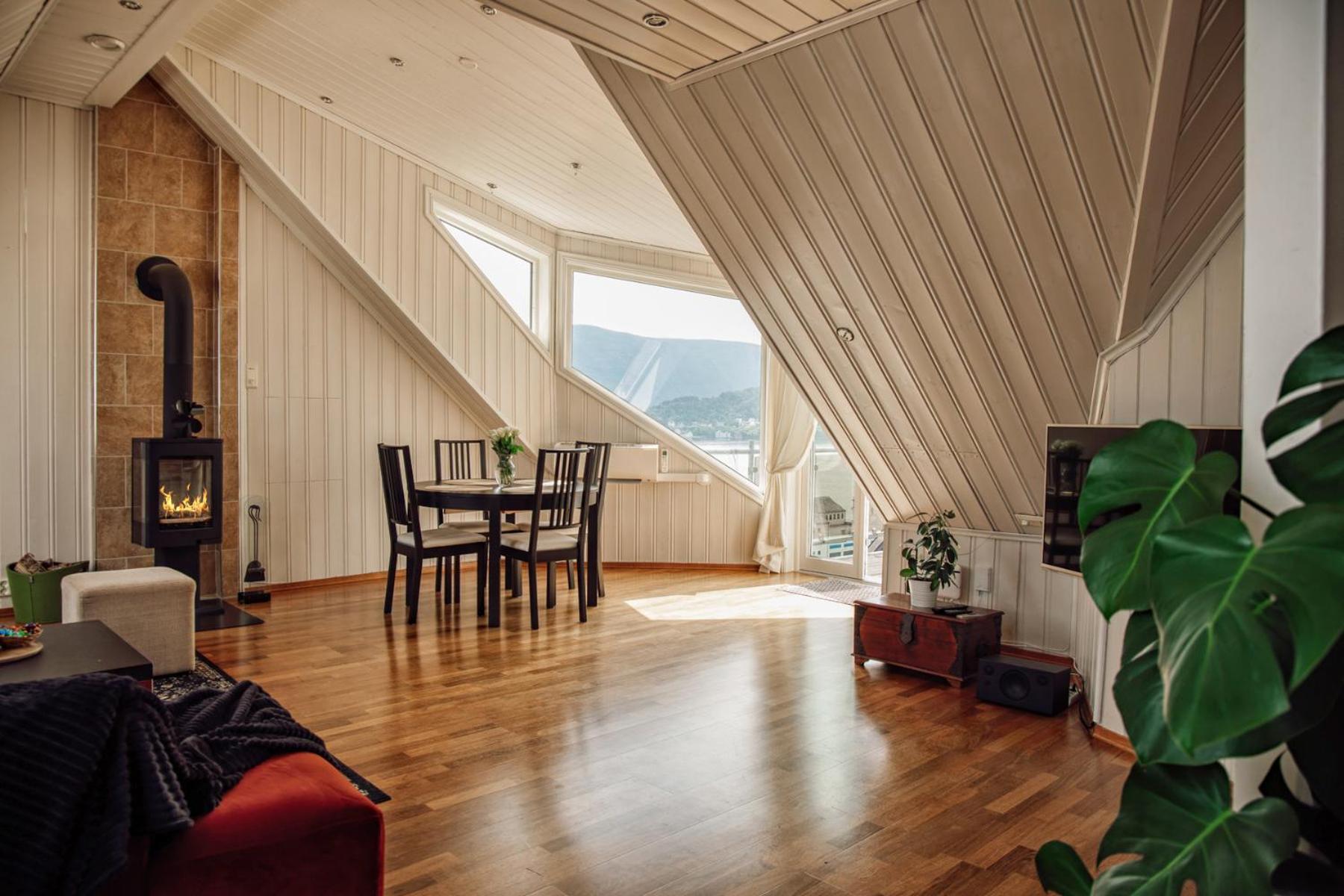 Panorama Apartment With 360 View Of The City Alesund Luaran gambar
